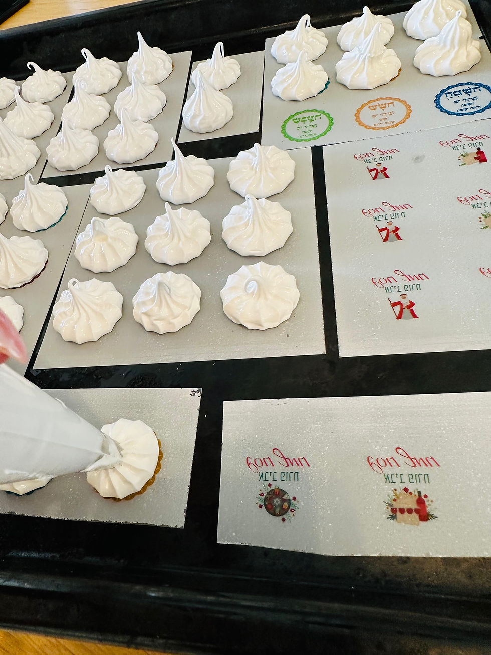 תמונה ממוזערת: דף טרנספר ממותג לנשיקות/שוקולד- פסח