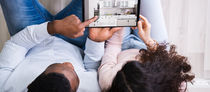 Couple Previews their Free Kitchen Design