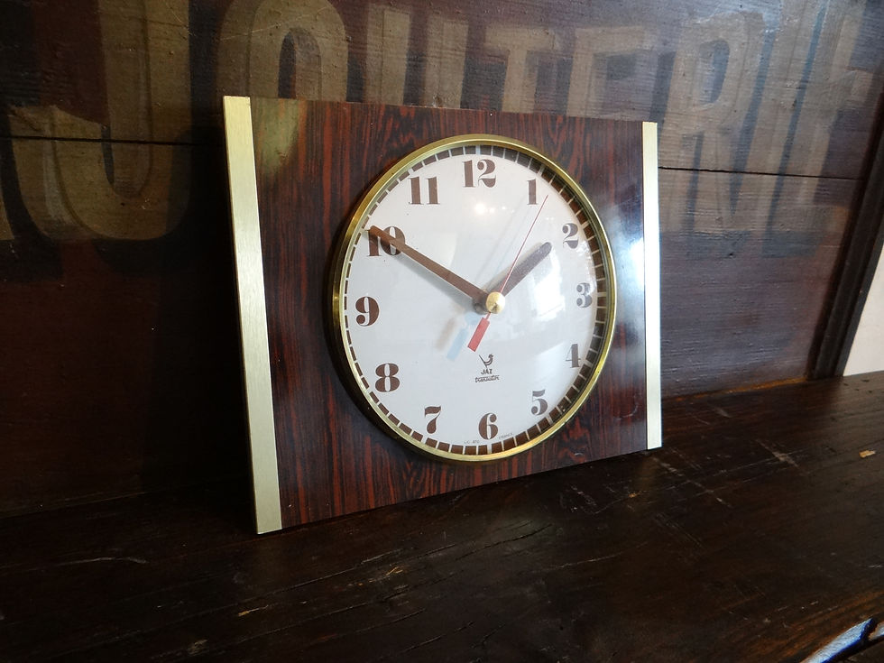 Thumbnail: 512-French Jaz Clock