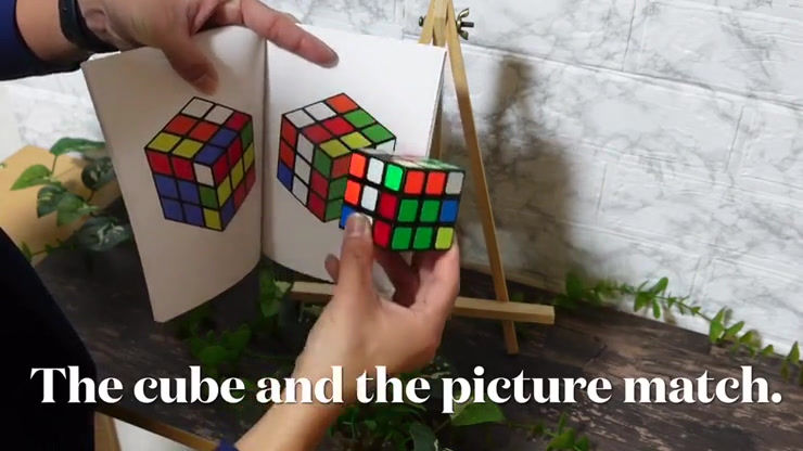 Miniatura: Book Cube Change