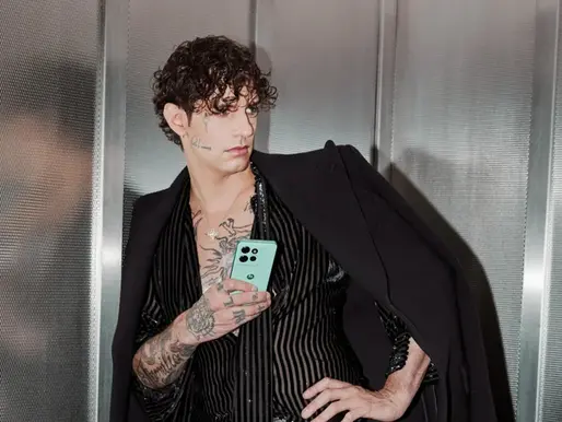 Il Nuovo Amore di Achille Lauro? Complicità Totale con Celeste Dalla Porta alla Sfilata.