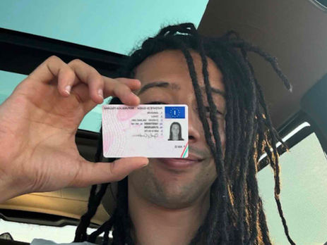 Ghali: "All'età di 32 anni ho preso la patente"