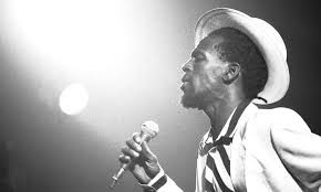 Gregory Isaacs, voce fondamentale del reggae soul e lovers rock.
