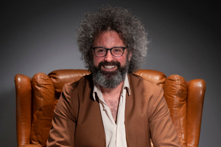 simone cristicchi