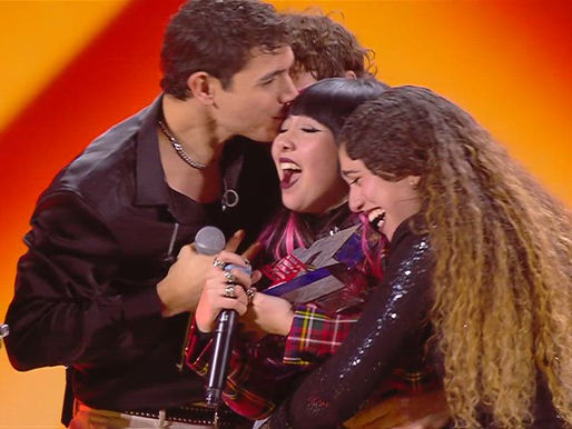 VINCE ROB, Ma Napoli Fischia! Perché Il Mondo Al Contrario Ha Ucciso Il Talento Di PierC E Delia