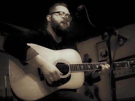 STEVE HEWITT REVEALS 'LIGHT GONE OUT' LYRIC VIDEO