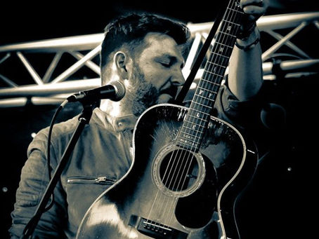 Peter Donegan's new LIVE album is here for you to listen to and download.