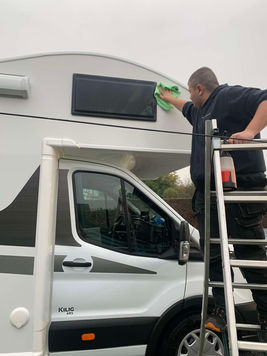 Reinigen wagens - mobilhomes