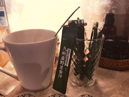 青汁飲んでます