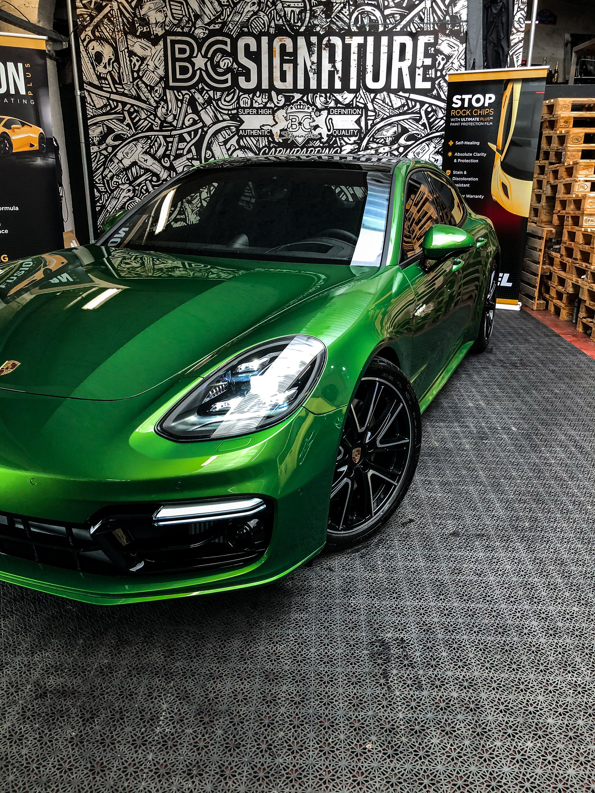 Porsche Panamera e-hybride Mamba Green - Full XPEL 
