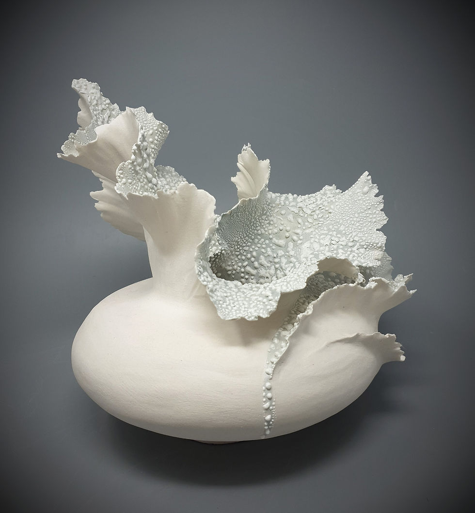 Thumbnail: Wave sculpture vase, papirporcelæn //082 solgt