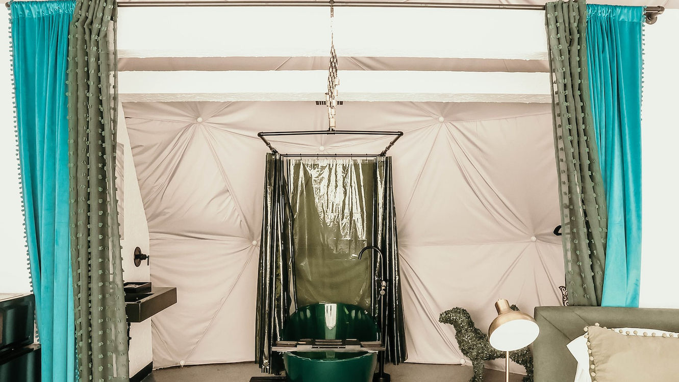 green dome bathtub