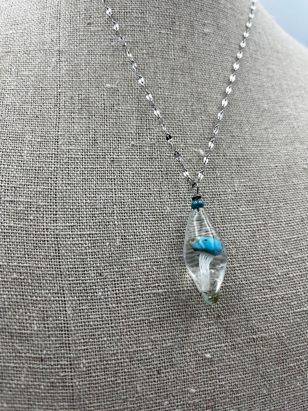 Miniature : Collier «  Fille d’azur » / verre filé