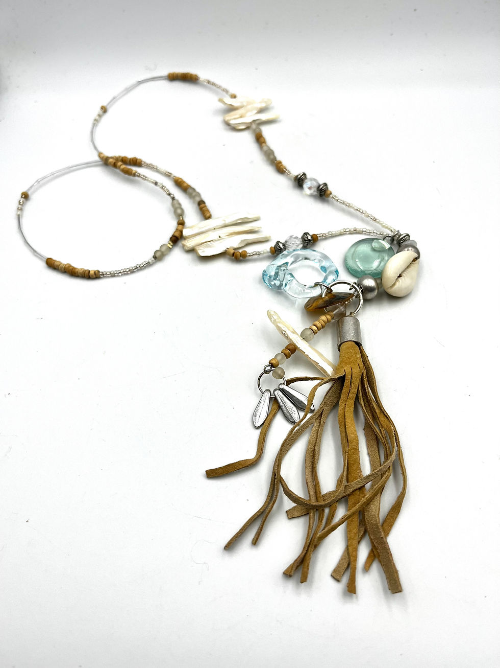 Miniature : Collier « Nomade des sables »/ verre filé