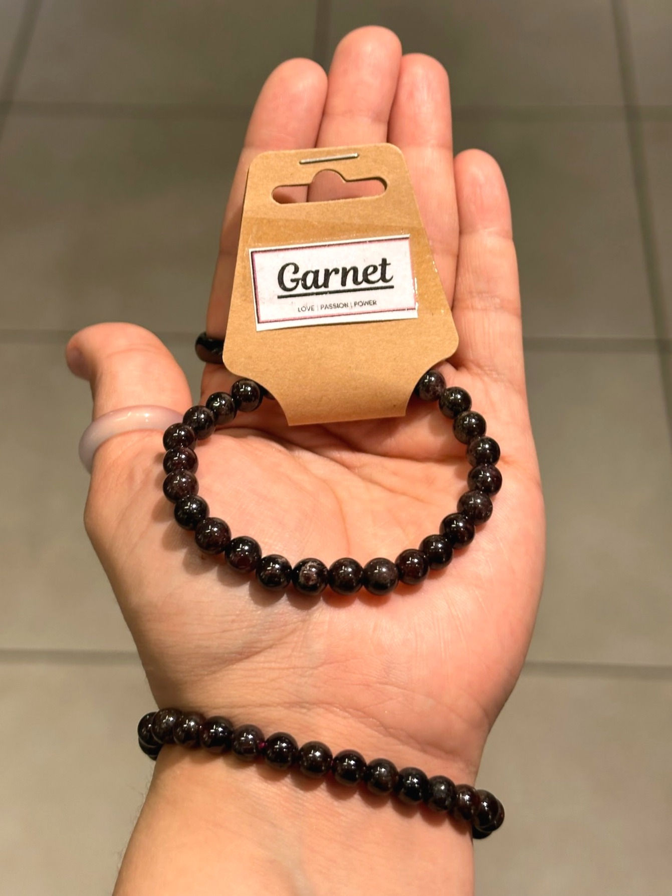 Garnet (8mm) - Bracelets