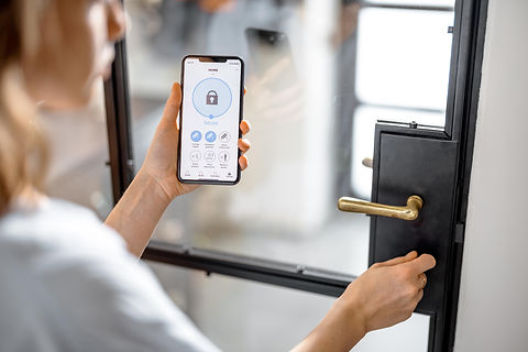 smartphone-with-launched-application-for-alarm-sec-2021-08-31-15-17-36-utc-min.JPG