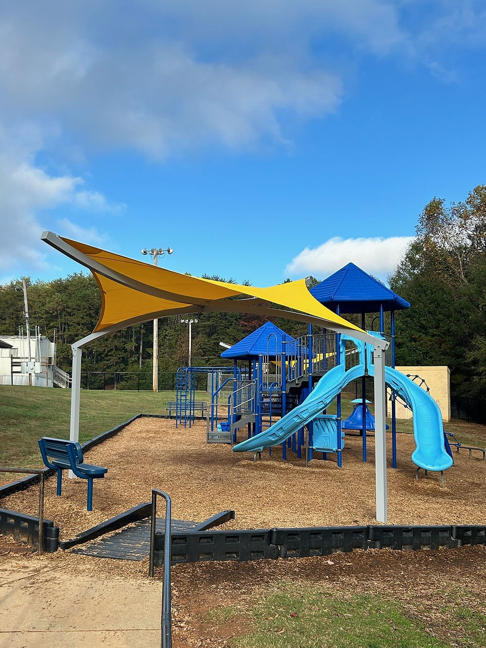 Wilmington, Yellow School Playground Shade