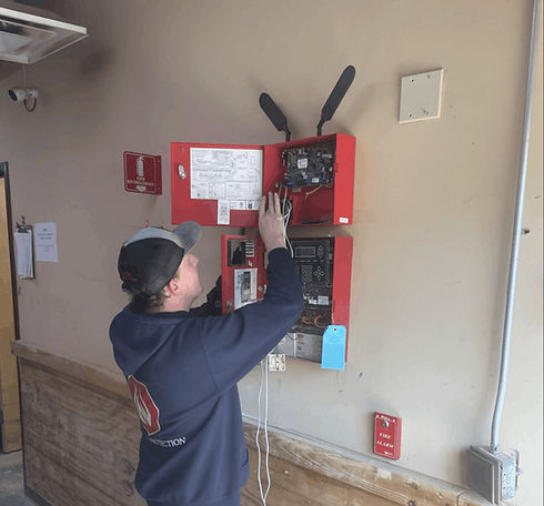 HH Fire Employee monitoring fire alarm