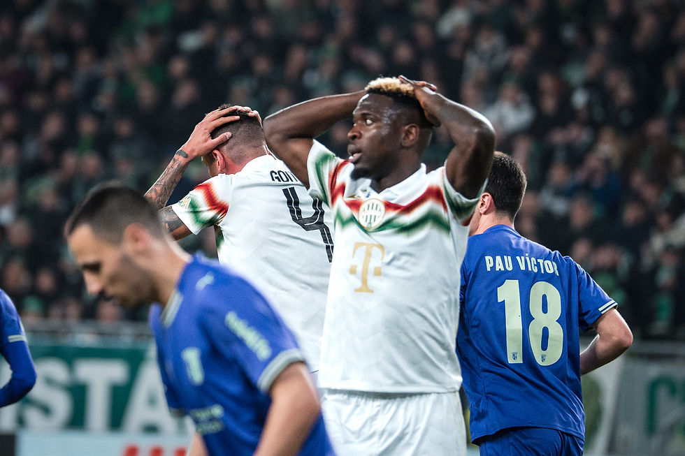Lamento del jugador del Ferencváros TC Bamidele Yusuf luego de una ocación de gol perdida. Foto: (Javier Zambrano).