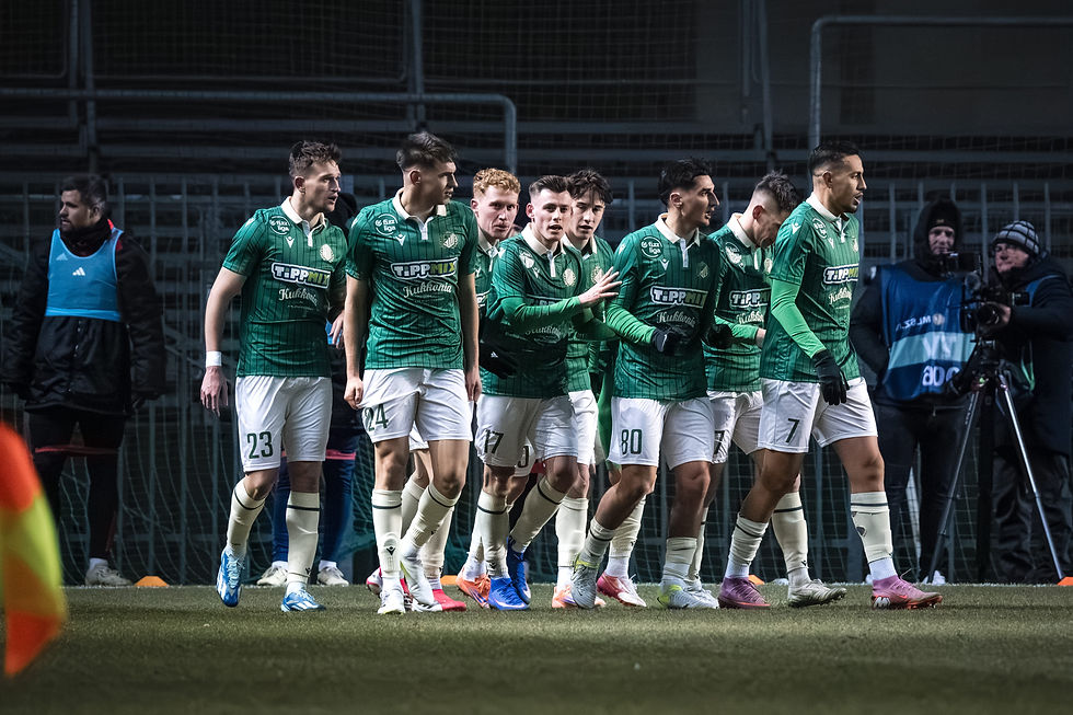 Celebración de gol del ETO FC por parte de todos los jugadores del equipo. Foto: (Javier Zambrano).