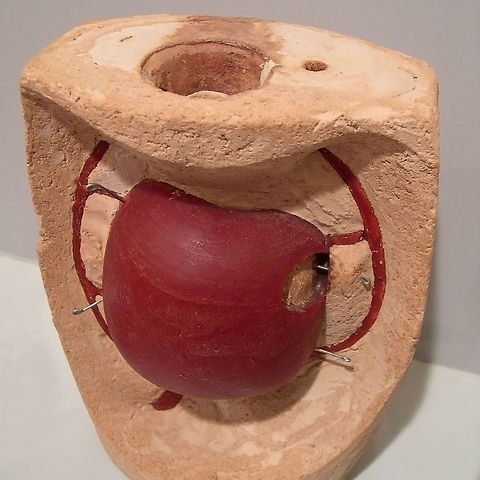 Lost_Wax-Moldmaking_of_an_apple.jpg