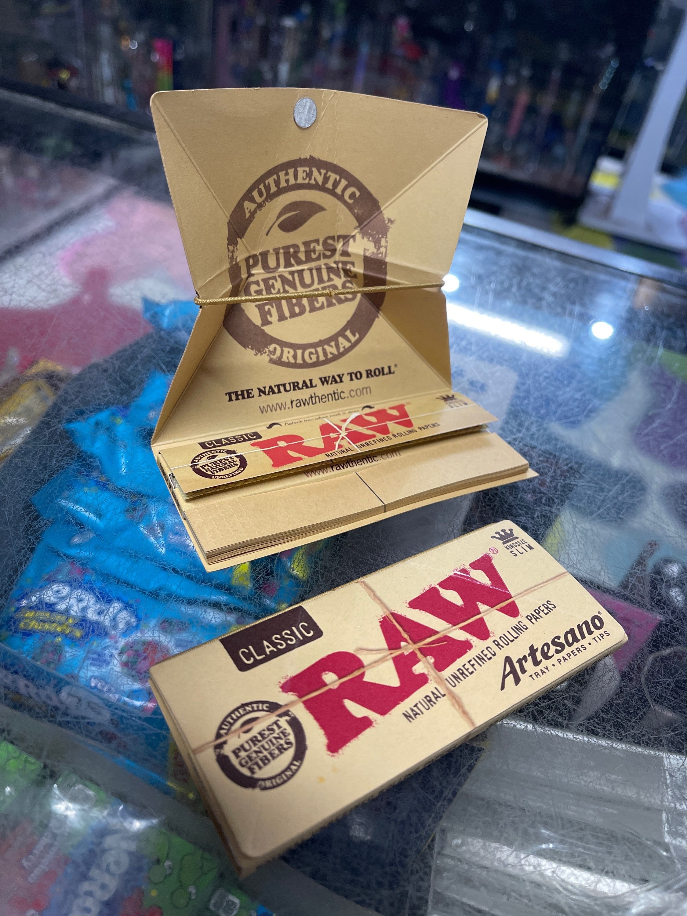 RAW Artesano Large Papers with Tips and Tray