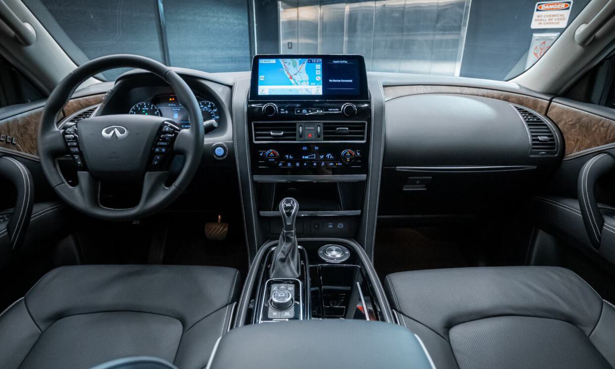 2024 Infiniti QX80, view 2
