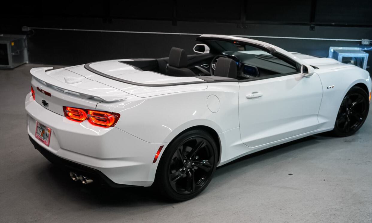 2024 Chevrolet Camaro LT1, view 4