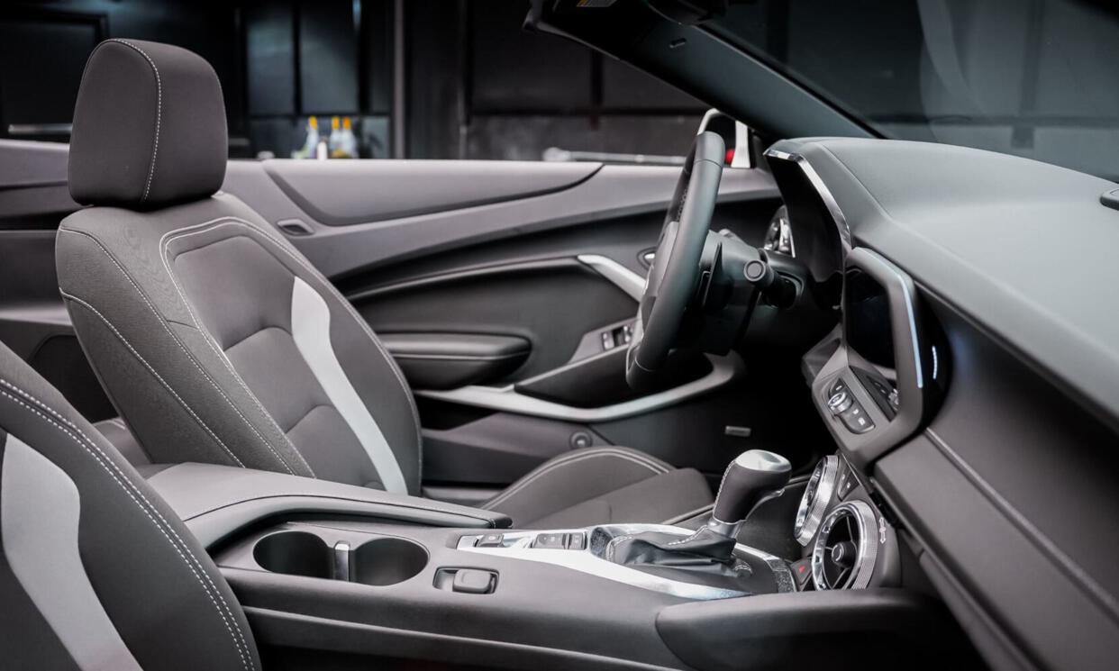2024 Chevrolet Camaro LT1, view 5