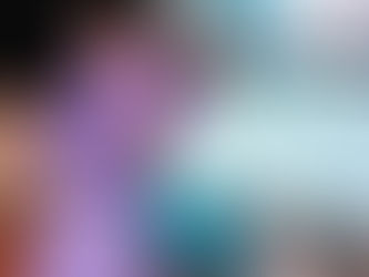 アイドルがノーパン タイツ越しにおま◯こが見えた? ローアングルで真下から撮影!