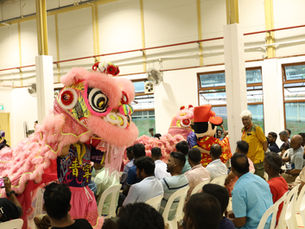 இரட்டிப்பு உற்சாகமடைந்த வெளிநாட்டு ஊழியர்கள்