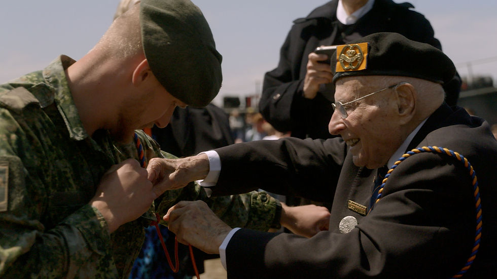 PROMO MONTAGE (MC2).00_26_35_13.Still001.jpg