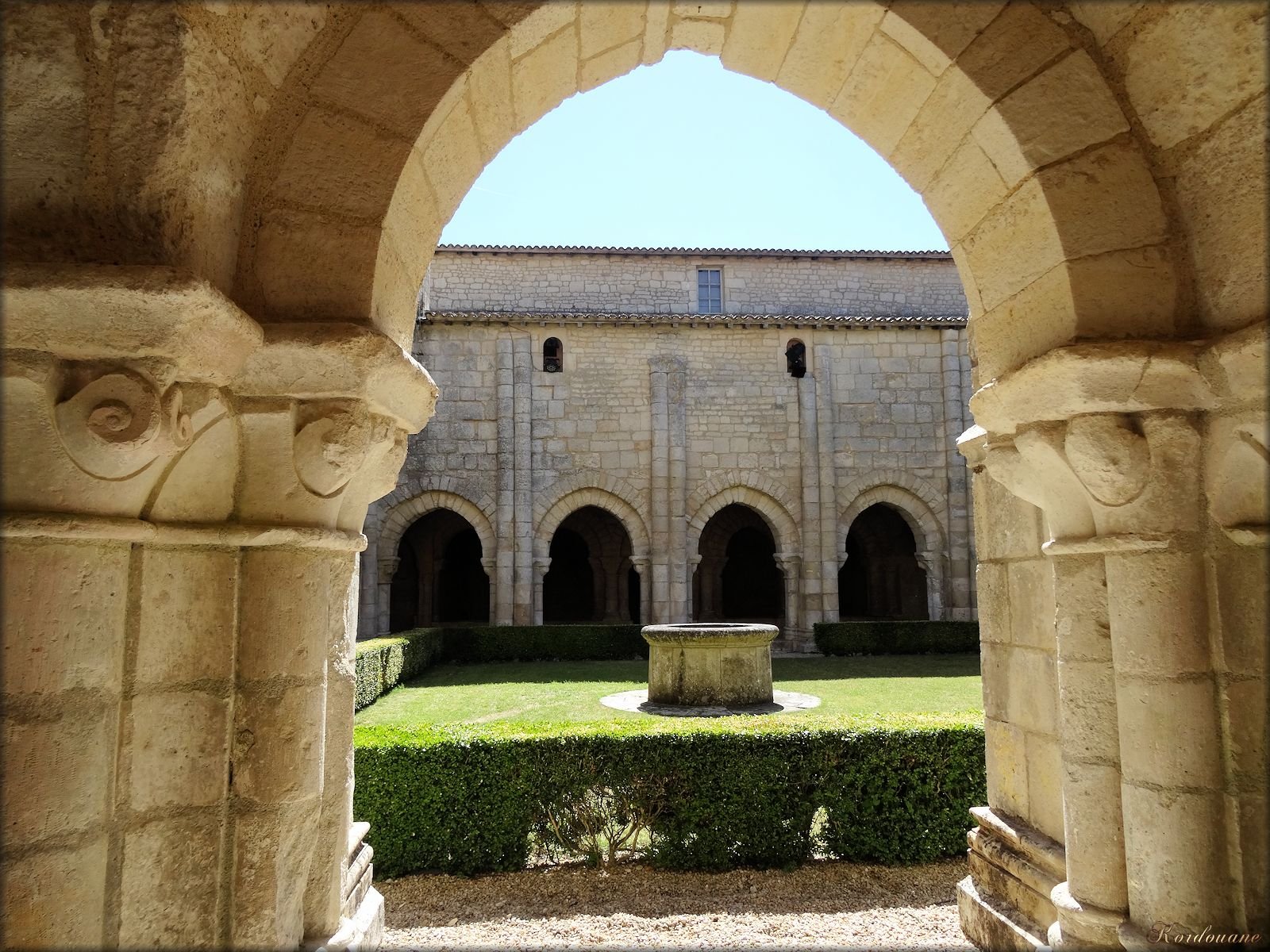 Abbaye de Nieuil sur l'Autize
