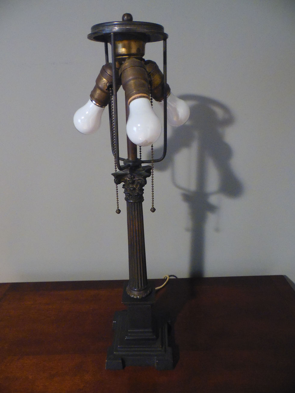 Thumbnail: Vintage Leaded Glass and Bronze Lamp
