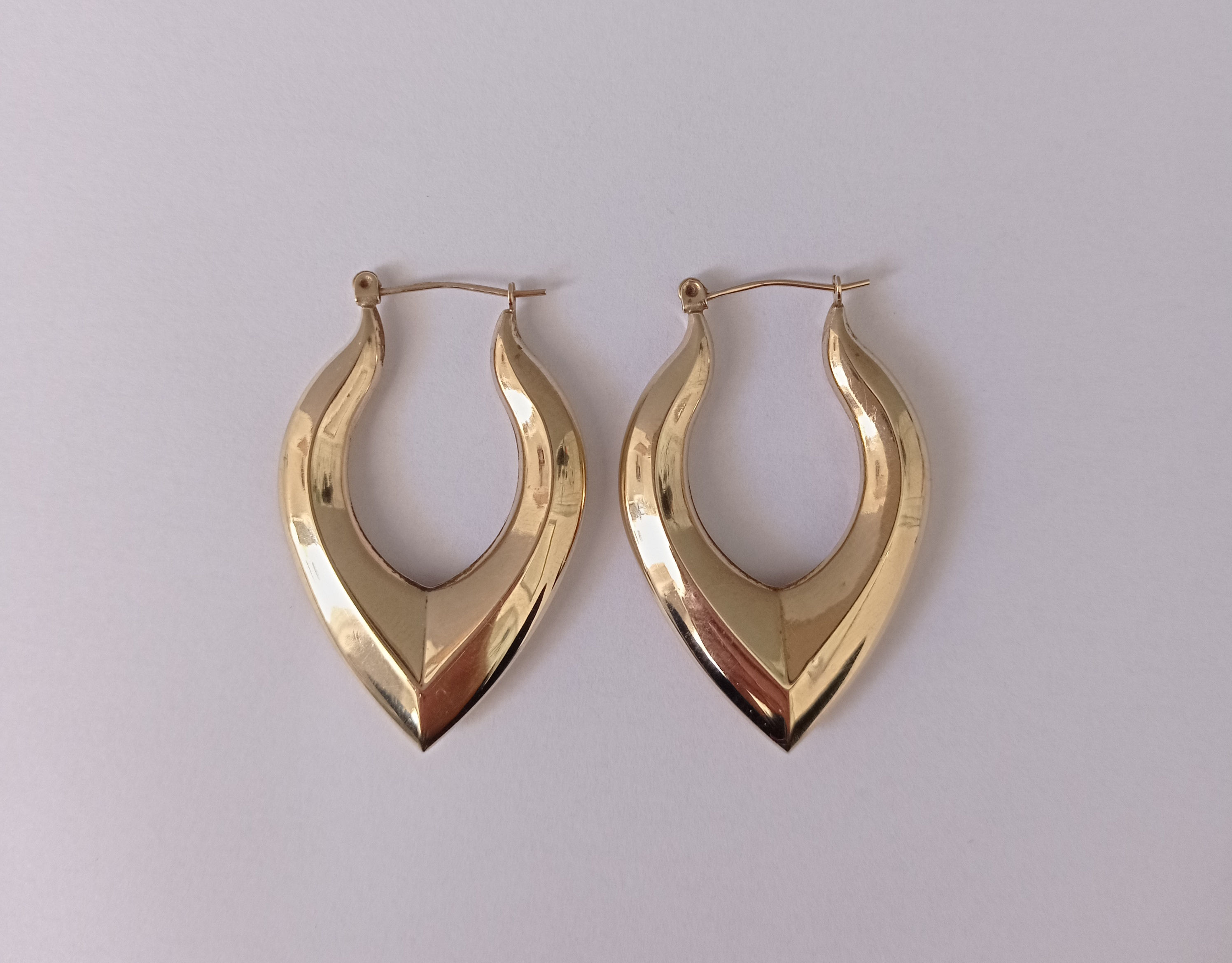 Brincos de argola crioula em ouro amarelo 9 quilates