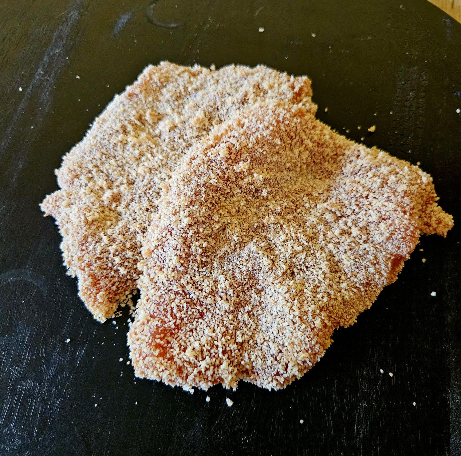 Kuusj schnitzel gepaneerd