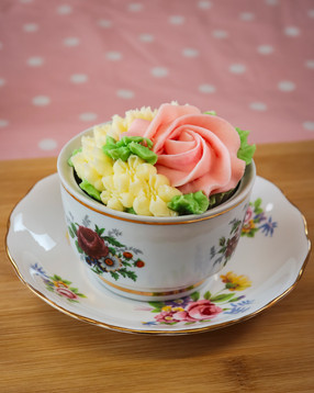 Influence Studios delivers premium event video production services. Discover our story and how we turn real-world moments into powerful visual content.
