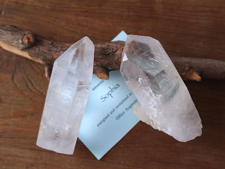 Amari 私物コレクションから「ソフィアの雫」2点UP!