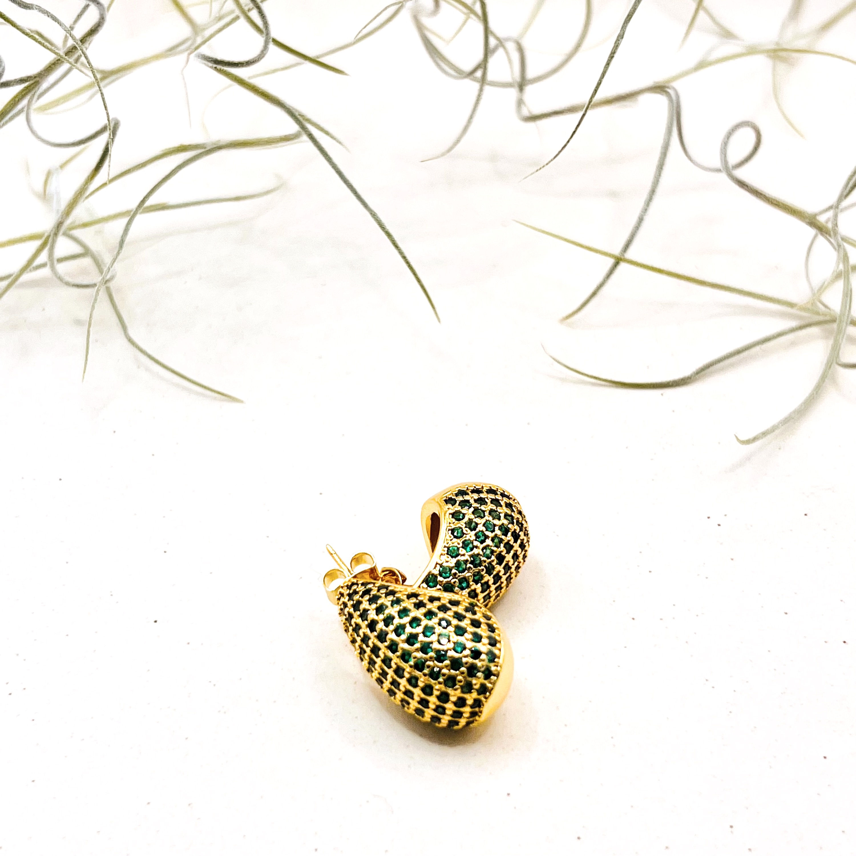 Gota Tropfenohrringe in Grün