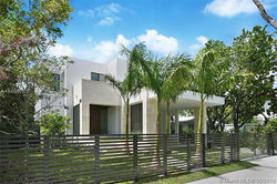 110 Venetian Way, Miami Beach, FL