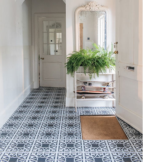 Harvey Maria Black-monochrome-flooring-pattern-hallway-entrance-vinyl-designer-sable-north
