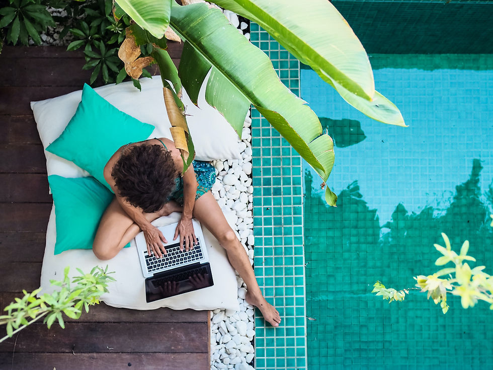 Remote working by a pool