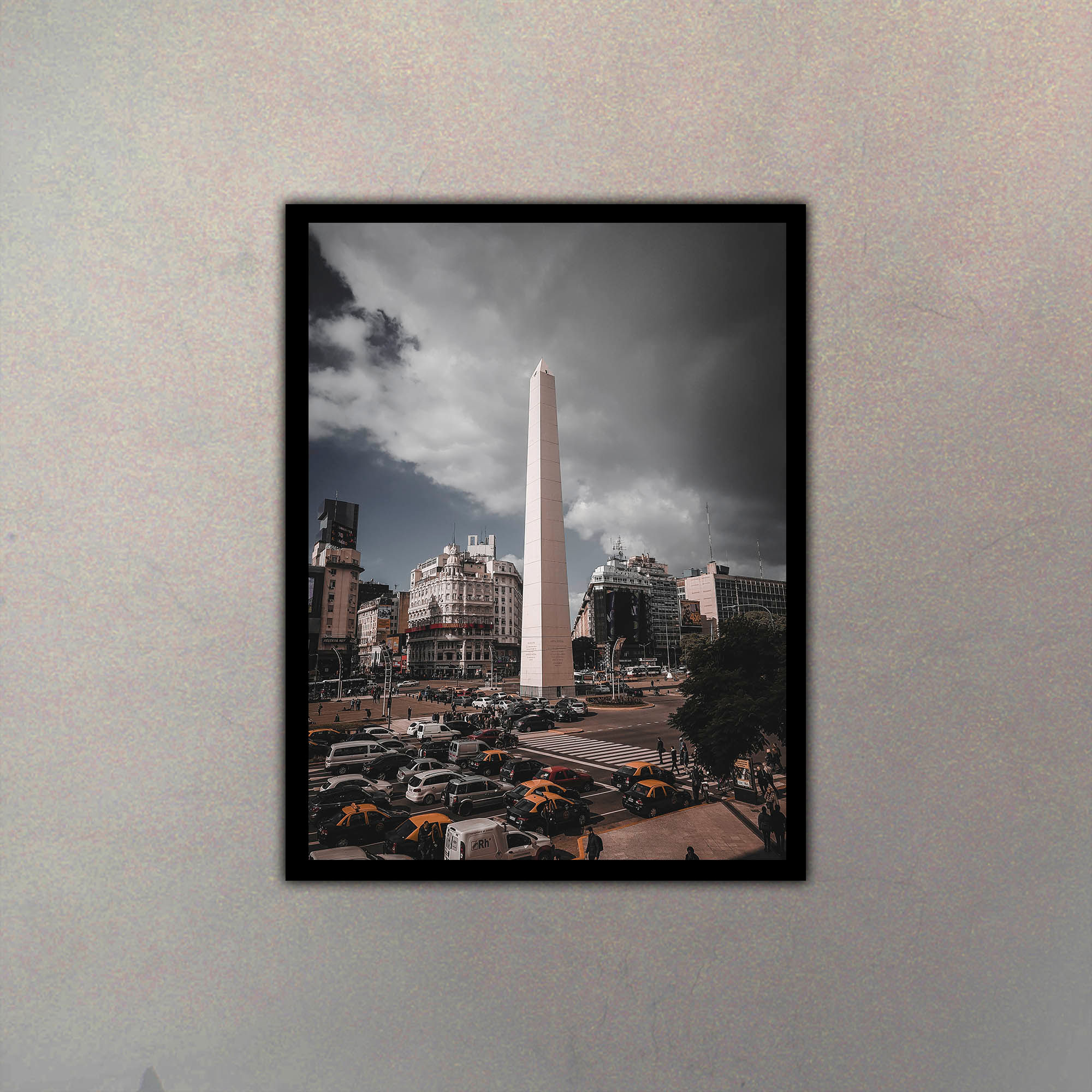 Obelisco Color