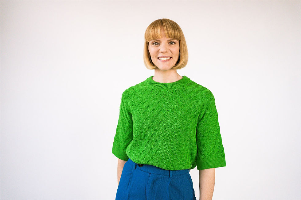 Roanna Lynch headshot.jpg