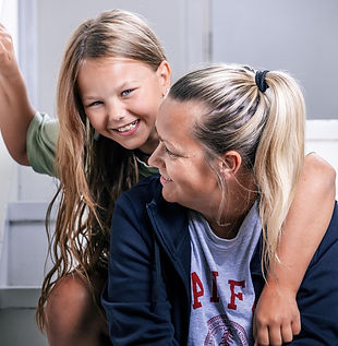 Junie och Madde Junie Leva med diabetes Foto Petrus Iggström_edited.jpg