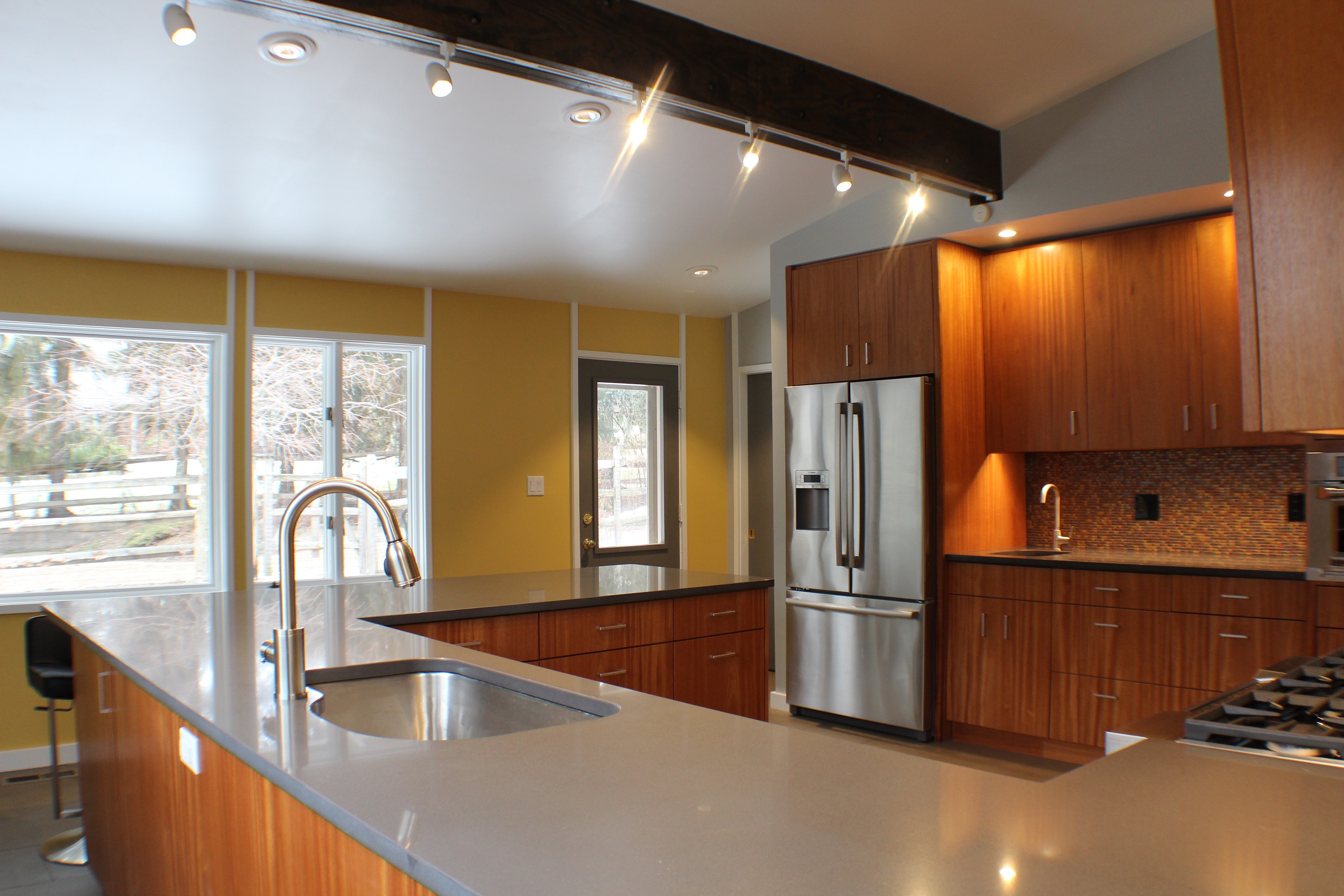 Kelly Custom Furniure and Cabinetry