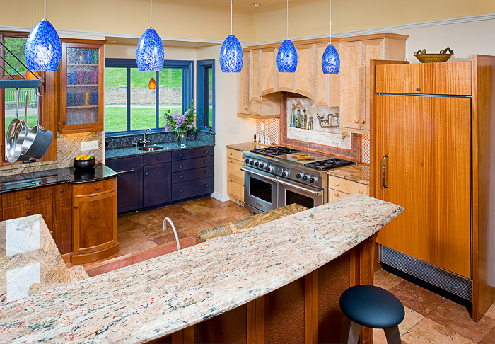 Kelly Custom Furniure and Cabinetry