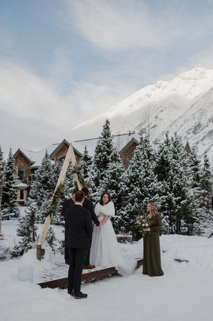 Alaska Wedding Venue, Alaska weddings, Alaska Wedding, Kenai Peninsula Wedding Venue, Moose Pass Weddings, Cooper Landing Weddings, Kenai River Wedding, Wedding Services Alaska, Outdoor Wedding Alaska, Winter Wedding Alaska, Summer Wedding Alaska, Weddings, Wedding Reception, Alaska Wedding Reception, Catering Alaska, Wedding Catering, Alaska wedding catering, lodging Alaska, Alaska places to stay, winter weddings