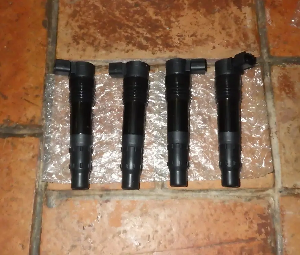 LOT DE 4 - Antiparasite Bobine Crayon - Suzuki 600 750 1000 1300 GSXR