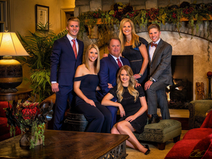 Ho Ho Home for the Holidays - Cozy Family Photos At Your Place